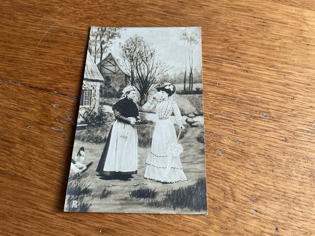 H152 twee vrouwen, Ophalen of Verzenden