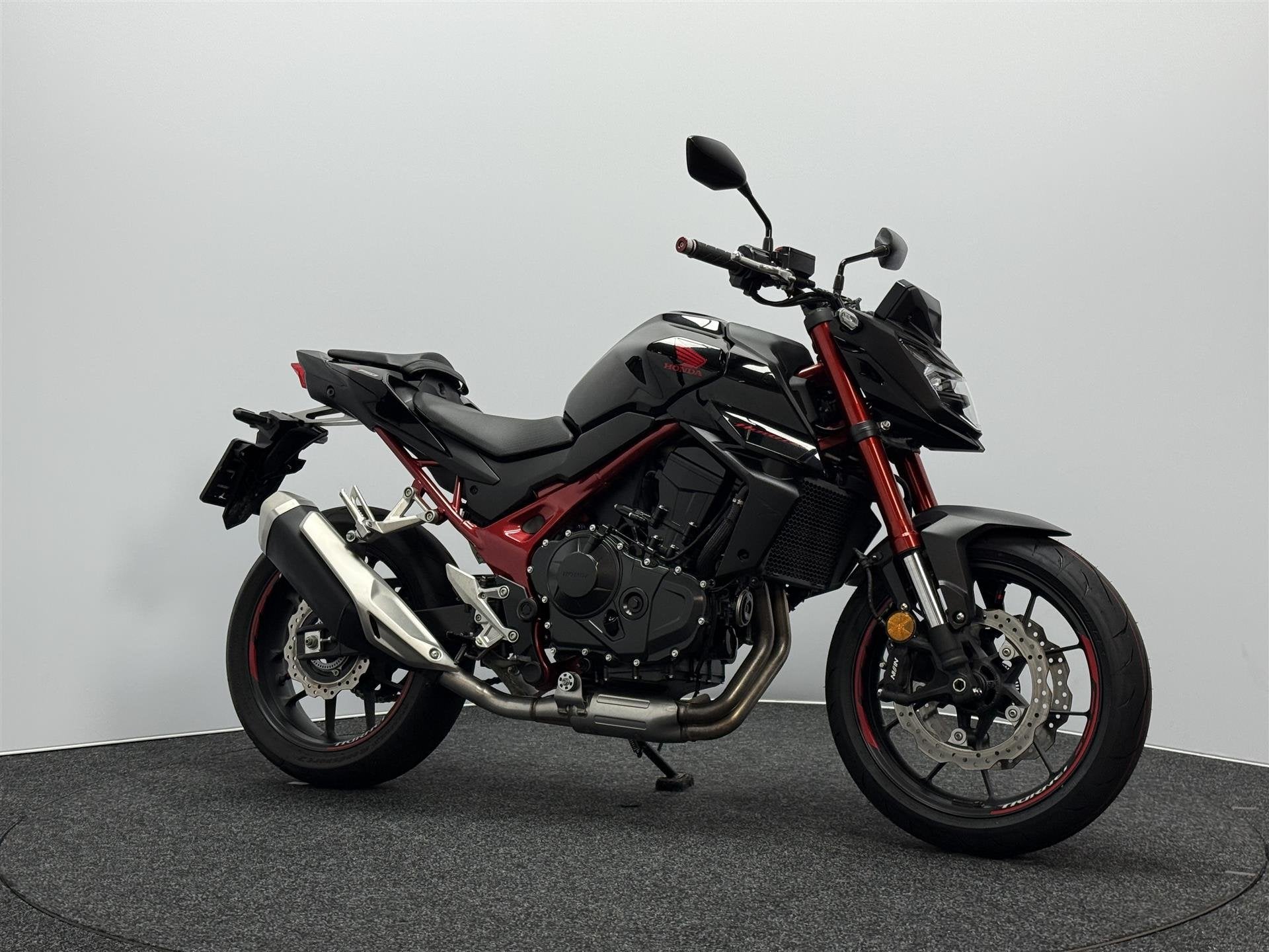 Honda CB 750 HORNET, Motoren, Motoren | Honda, Bedrijf, 755 cc, 12 t/m 35 kW, Traction Control