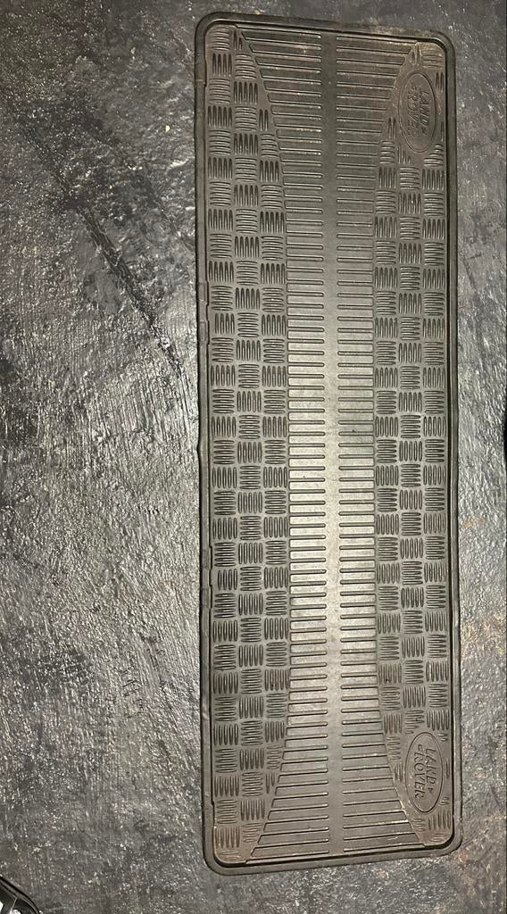 Rubbermat voor achterin de Land Rover Defender, Ophalen, Gebruikt