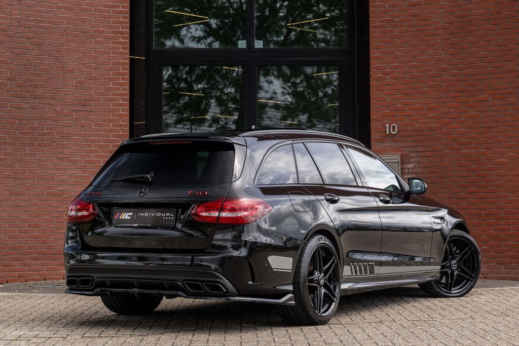 Mercedes-Benz C-klasse Estate AMG 63 Downpipe Stage 2 Carbon, Automaat, Achterwielaandrijving, Gebruikt, Zwart
