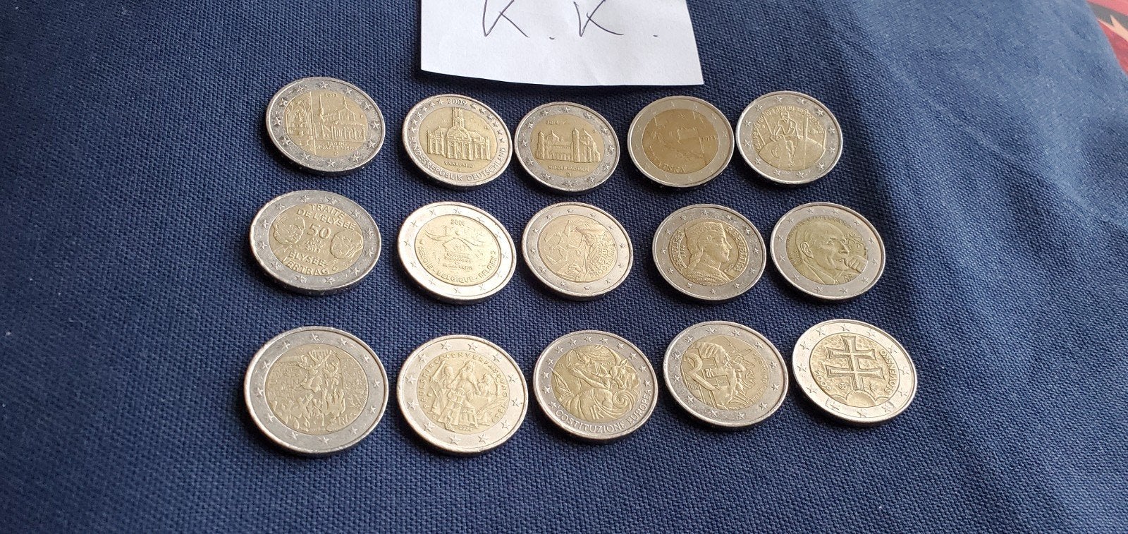 2 euro munten 15 stuks gebruikte staat.

Enkel in 1 lot voor, Ophalen, België, 2 euro