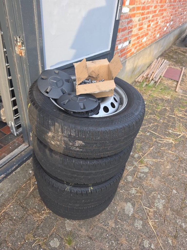 4x banden velgen vitto w447 4 seizoenen banden contineltal, Auto-onderdelen, Banden en Velgen, 16 inch, Banden en Velgen, All Season