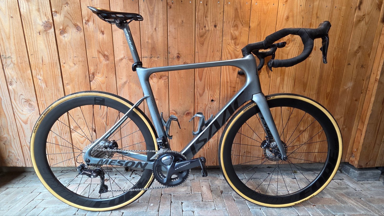 Isaac Meson racefiets Di2 ultergra nieuwstaat m56, Fietsen en Brommers, 28 inch, Carbon, Zo goed als nieuw, Meer dan 20 versnellingen