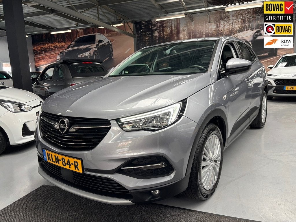 Opel GRANDLAND X 1.2 Turbo Innovation / Camera / Carplay, Auto's, Opel, Stof, Gebruikt, 1199 cc, Met garantie (alle)