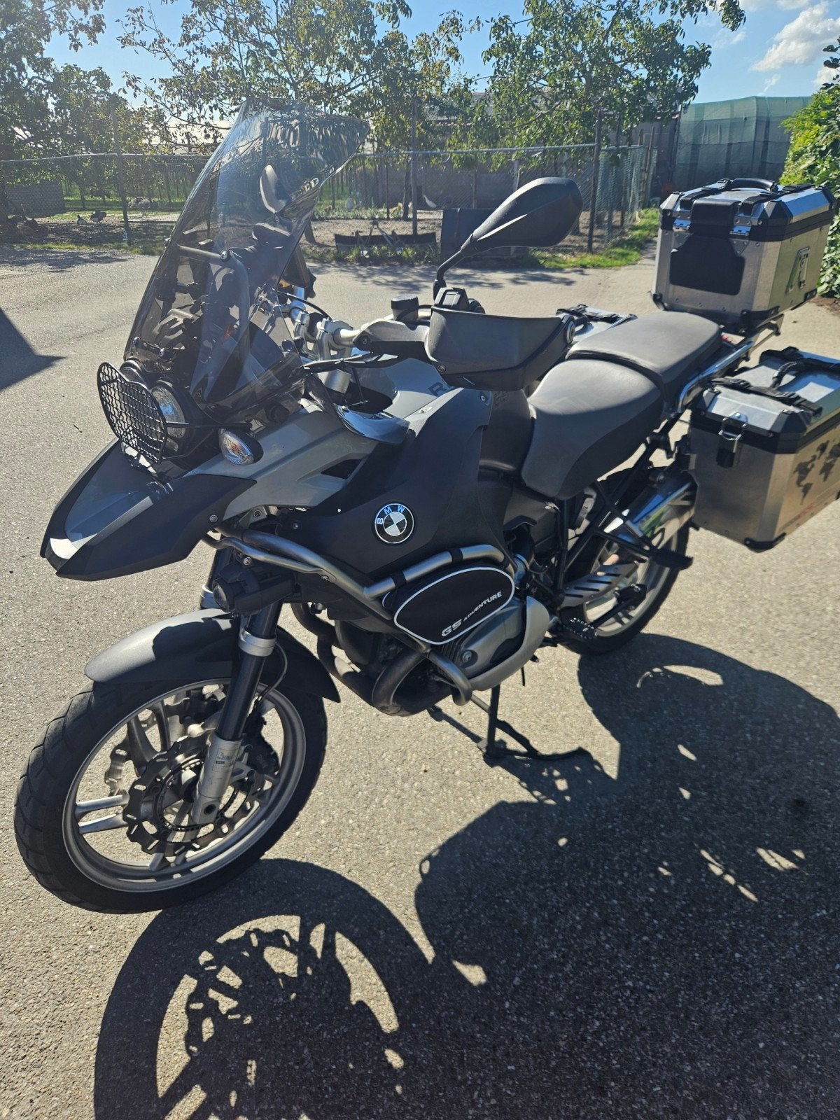 Verlaagde BMW R1200GS Adventure met ESA en handvatverwarming, 2 cilinders, ABS, Particulier, Meer dan 35 kW