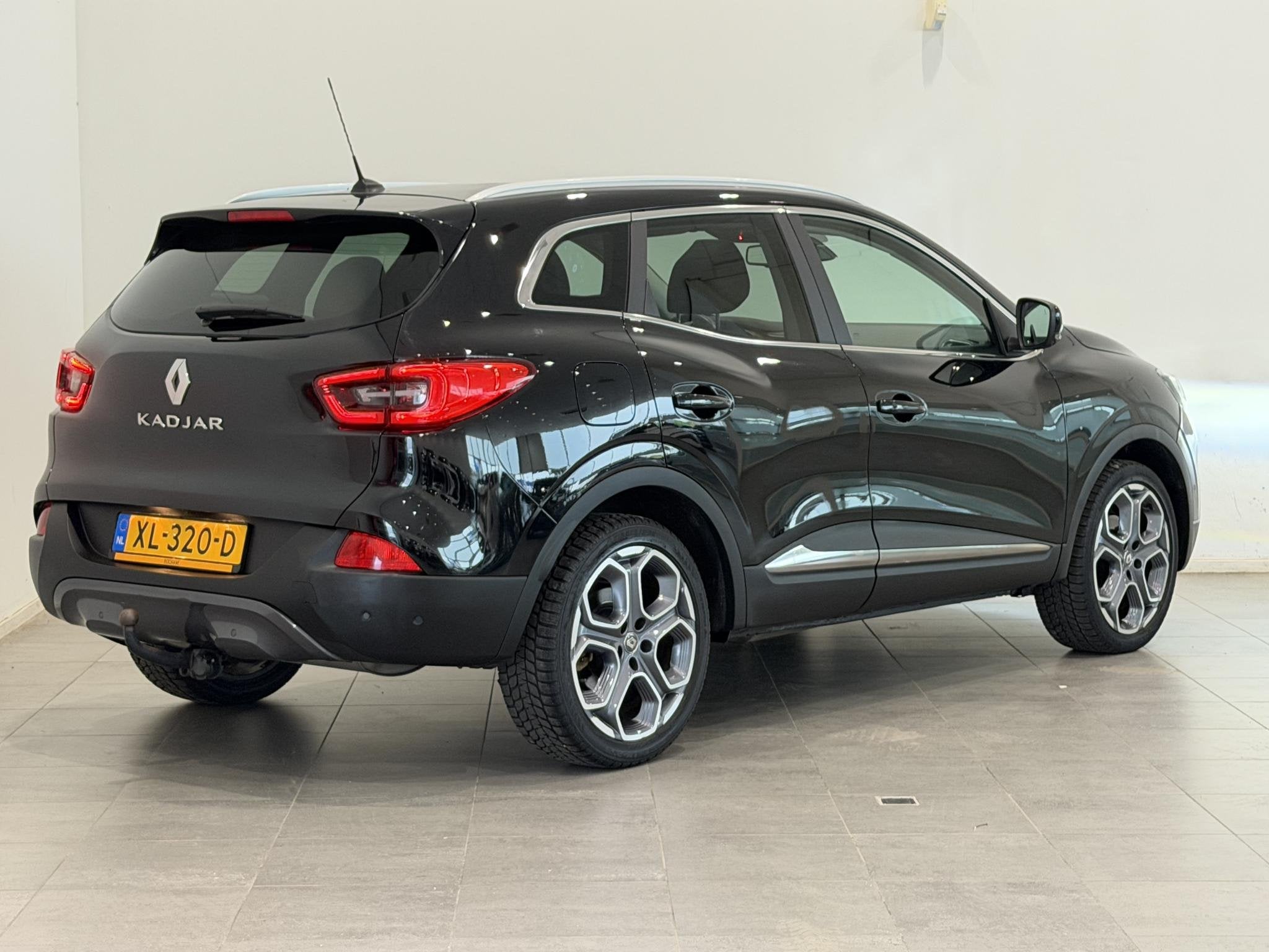 Renault Kadjar 1.2 TCe 130 EDC Intens | Trekhaak | Panoramad, Auto's, Kadjar, Gebruikt, 4 cilinders, Met garantie (alle)