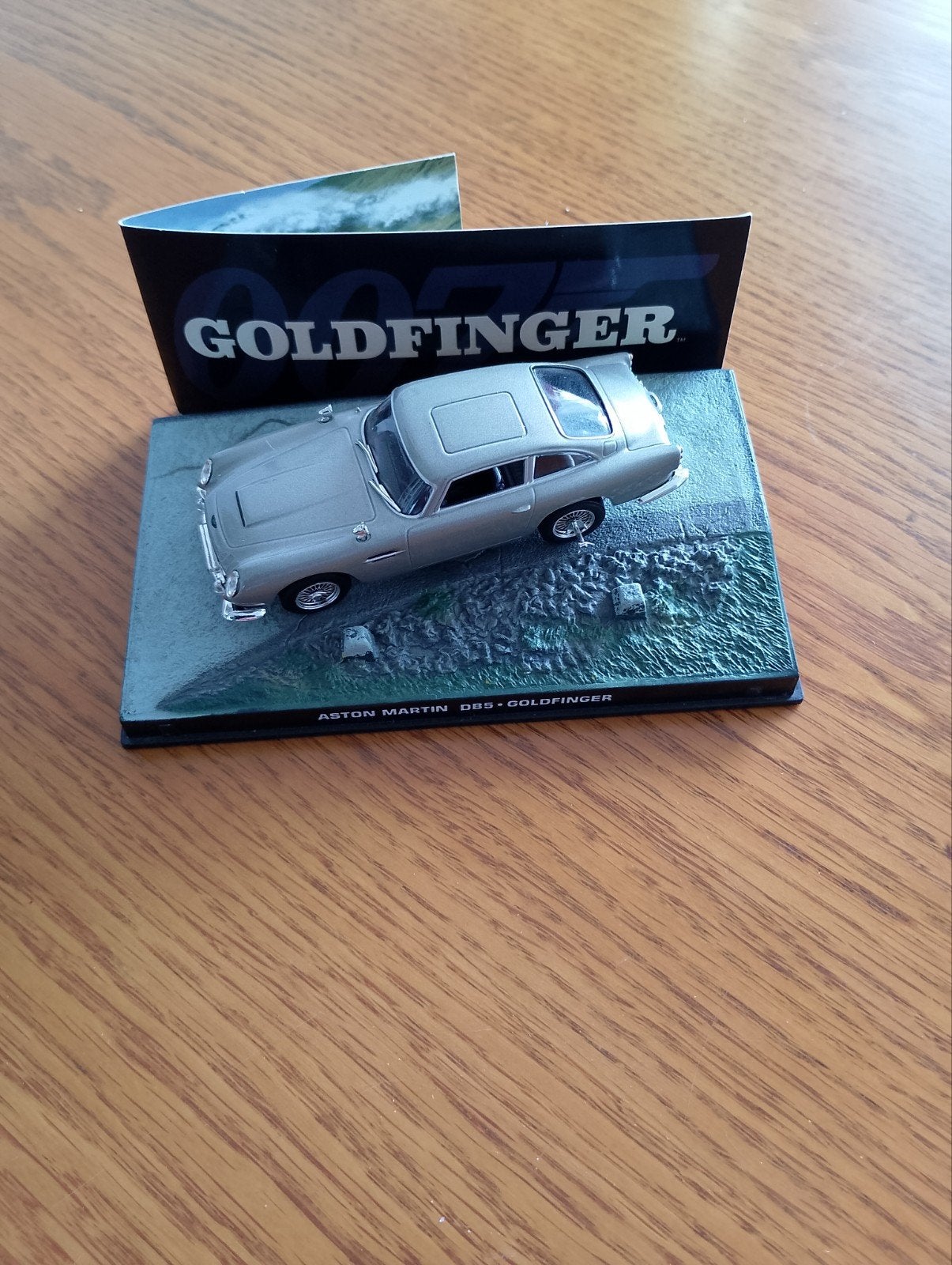 Aston Martin DB5 Goldfinger schaalmodel Alleen ophalen, Hobby en Vrije tijd, Modelauto's | 1:43, Ophalen