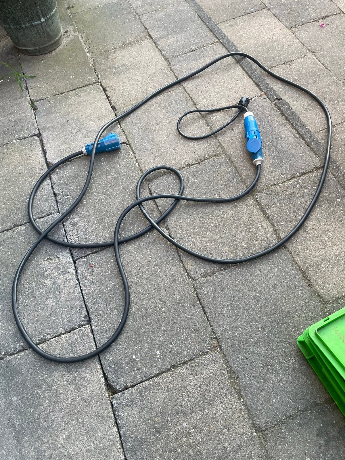 Verlengkabel met CEE stekkers - 230V, Ophalen of Verzenden, Gebruikt, Overige merken, Kabel of Snoer
