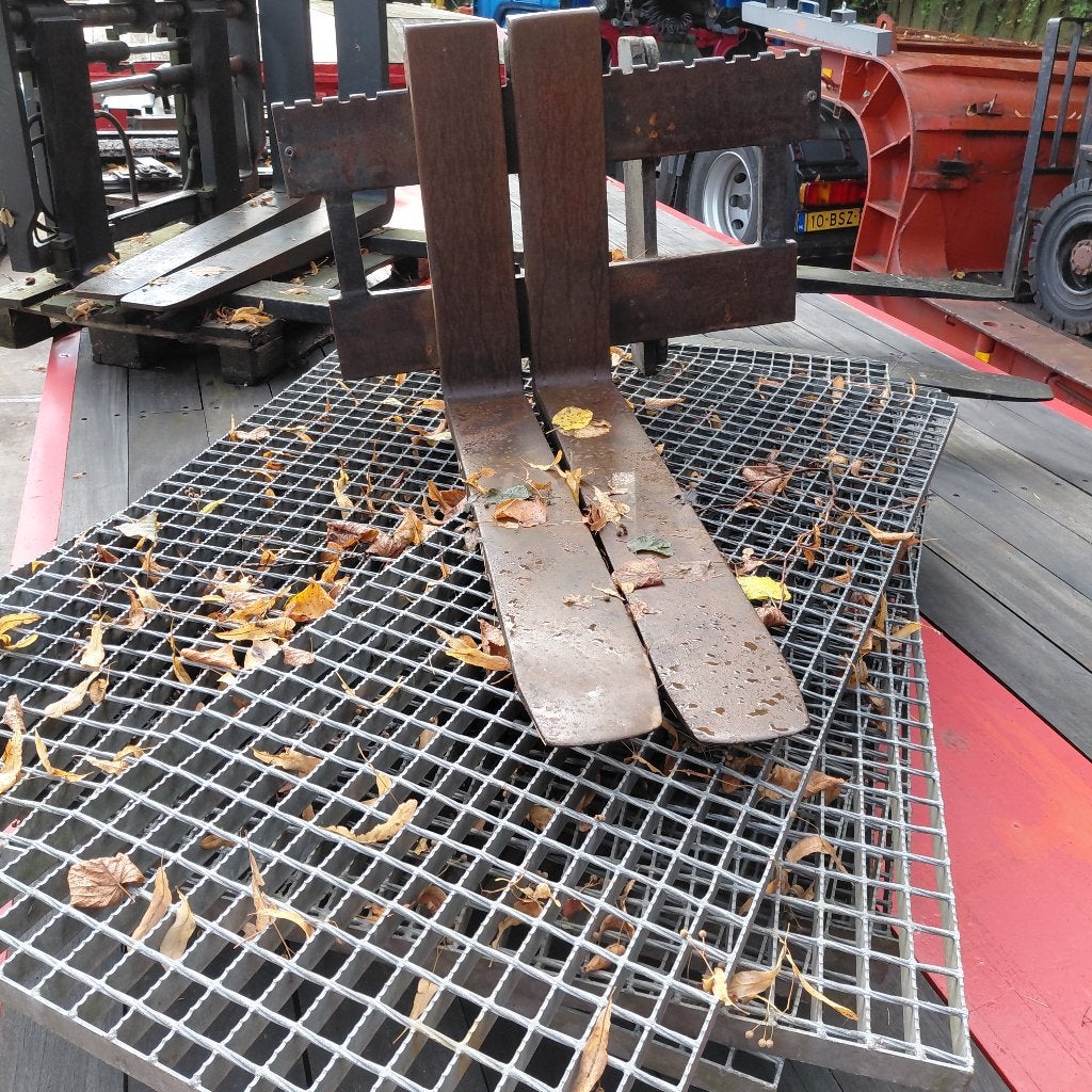 vorkenbodje Fem2 met lepels, Ophalen, Gebruikt, IJzer