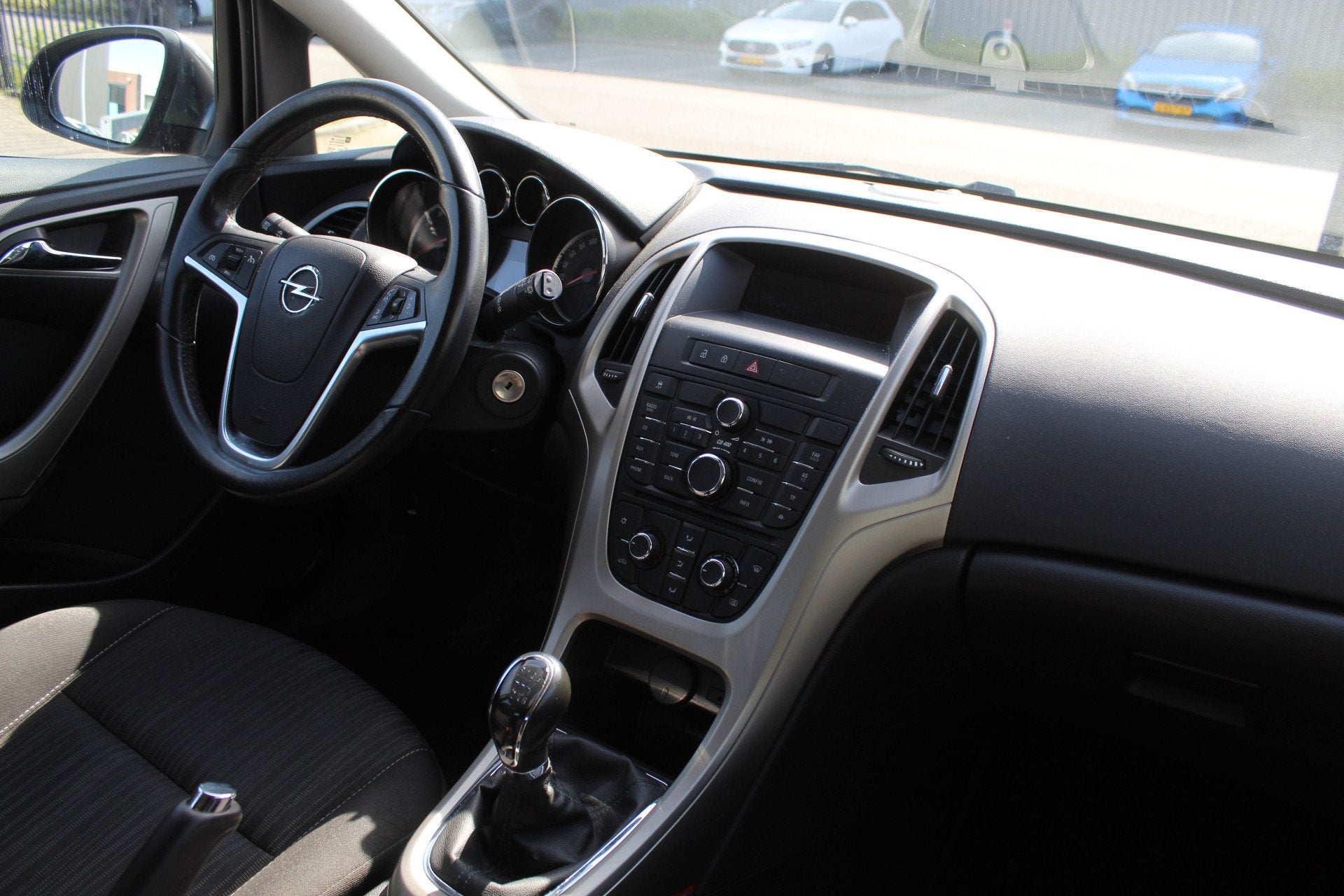 Opel Astra 1.4 Turbo Edition !MEENEEMPRIJS!/Airco/Cruise con, Voorwielaandrijving, Euro 5, Stof, Gebruikt