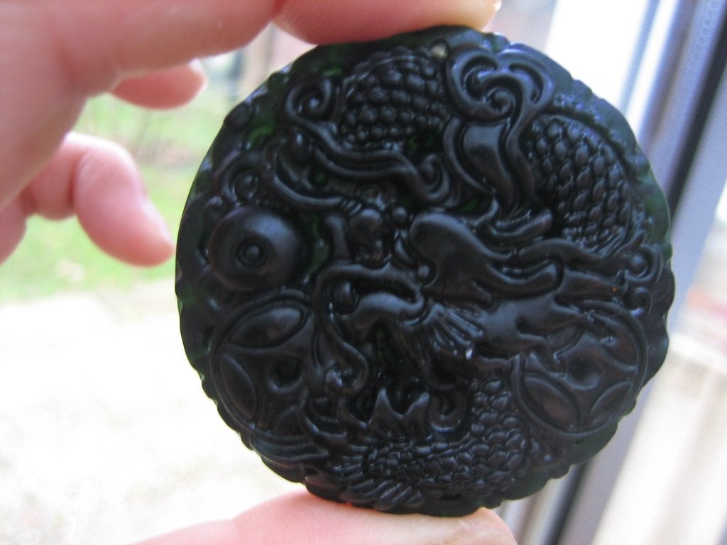 Handgesneden chinese jade amulet 822#, Ophalen of Verzenden, Zo goed als nieuw, Steen of Mineraal