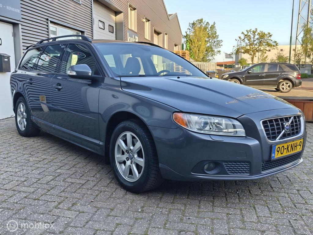 Volvo V70 2.0F 145pk H5 LPG/G3 Trekhaak stoel+AbankVerwarm., Auto's, 4 cilinders, Handgeschakeld, 1540 kg, Euro 4