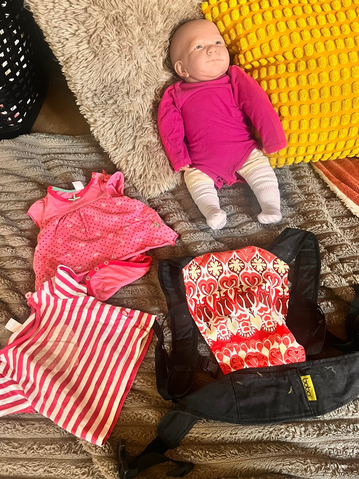 Real doll met kleding en draagzak, Ophalen, Zo goed als nieuw, Overige typen