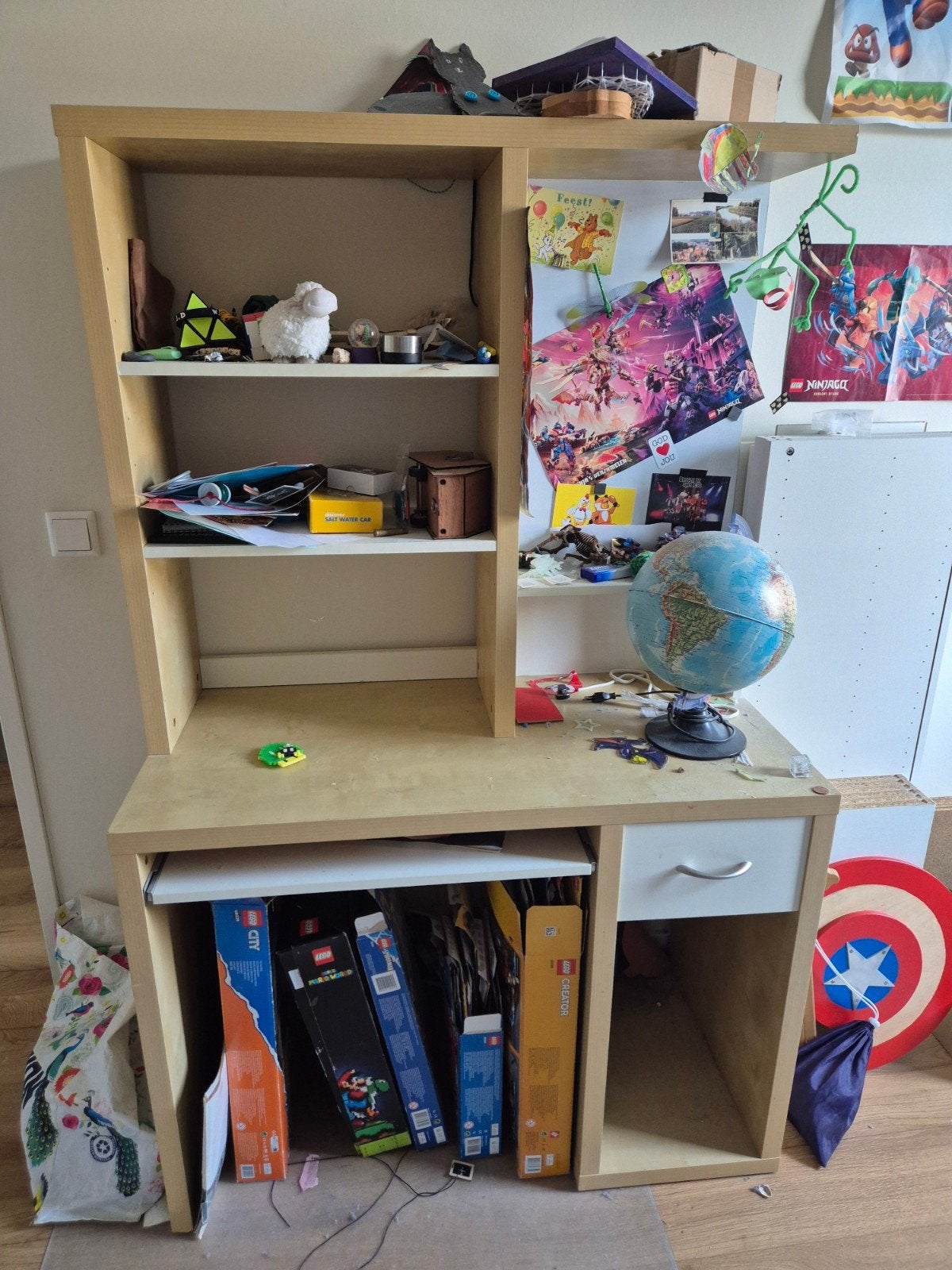 Kinder bureau van IKEA - met magneetbord, Ophalen, Gebruikt, Scandinavisch, 50 cm