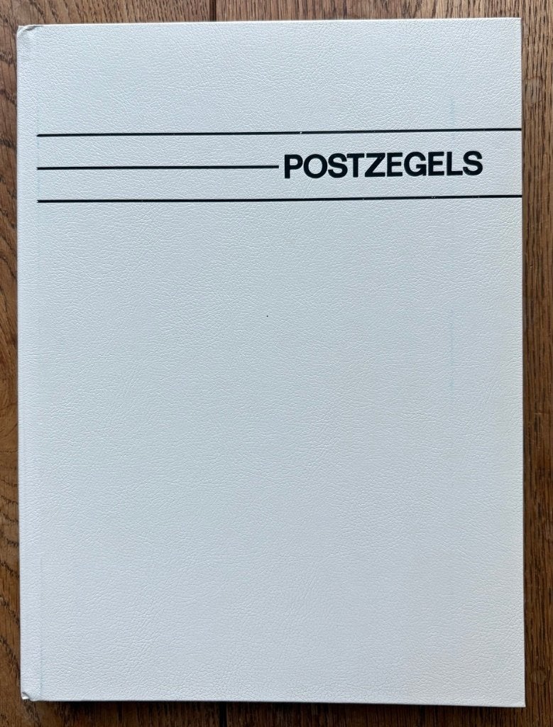 ZGAN insteekboek 'POSTZEGELS' A4 formaat 32 bladzijden WIT, Postzegels en Munten, Verzenden, Verzamelalbum