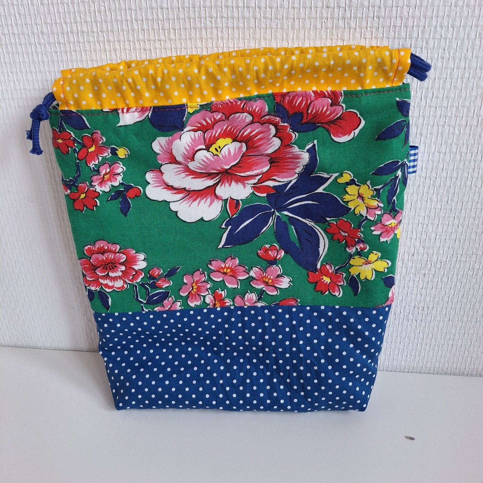 Projectbag groen met chinese bloem 22x22 cm, Ophalen of Verzenden, Nieuw, Haken, Wol of Garen