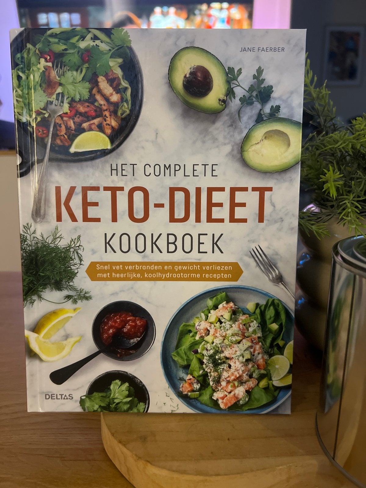 Het Complete Keto-Dieet Kookboek - Zo goed als nieuw, Ophalen of Verzenden, Zo goed als nieuw, Dieet en Voeding