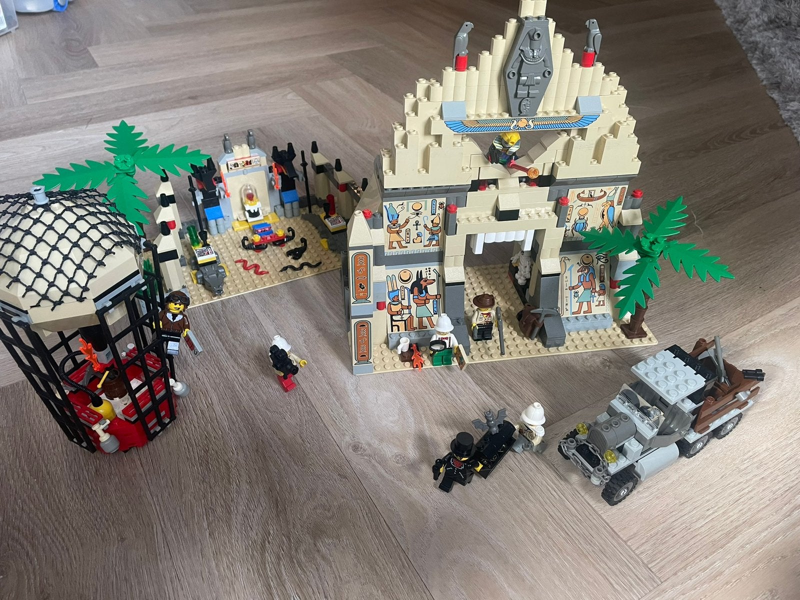 LEGO 5988 - Pharaoh's Forbidden Ruins, Ophalen, Zo goed als nieuw