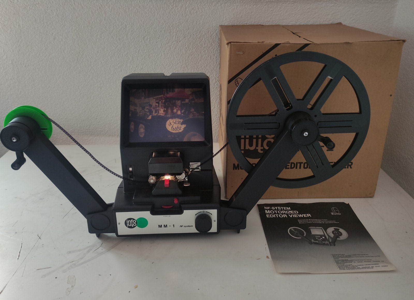 SUPER 8 FILMVIEWER met MOTOR of HANDMATIG in DOOS, Ophalen of Verzenden, 8mm film