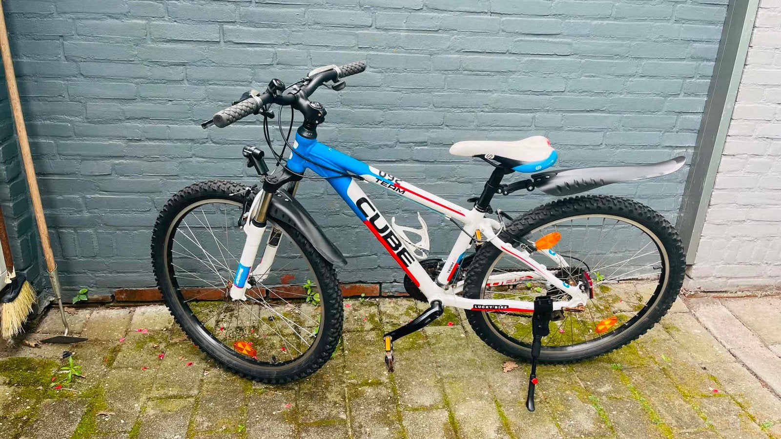 Mooie cube kinderfiets jongens fiets 26 inch 24 speed, Fietsen en Brommers, Fietsen | Mountainbikes en ATB, Minder dan 45 cm, Ophalen
