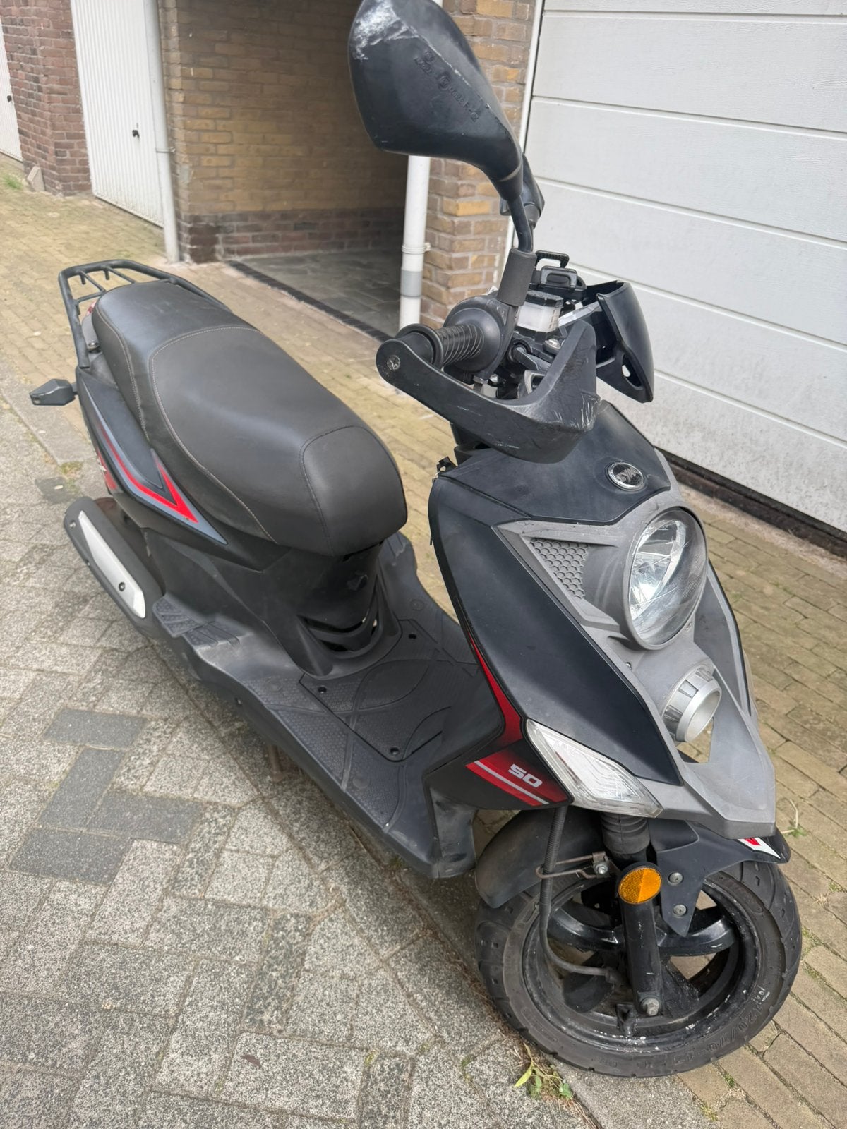 Sym crox brom, Ophalen, Overige modellen, Maximaal 45 km/u, Zo goed als nieuw