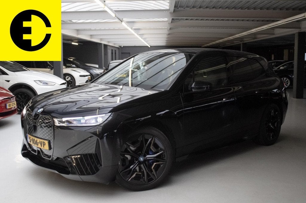 BMW iX xDrive40 Business Edition Plus 77 kWh | 98,4% SoH | S, Auto's, BMW, Automaat, Gebruikt, Zwart, Vierwielaandrijving