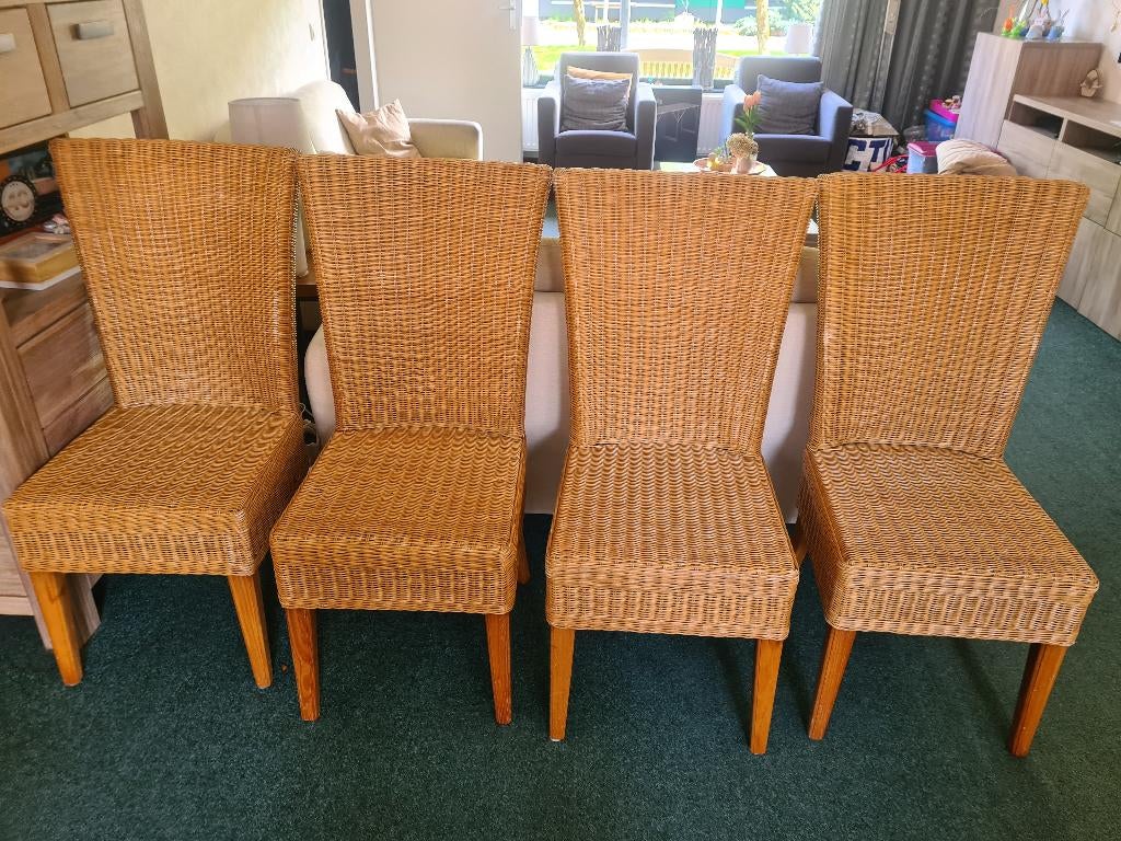 Mooie rotan stoelen, Huis en Inrichting, Stoelen, Gebruikt, Vier, Hout, Riet of Rotan, Bruin, Ophalen