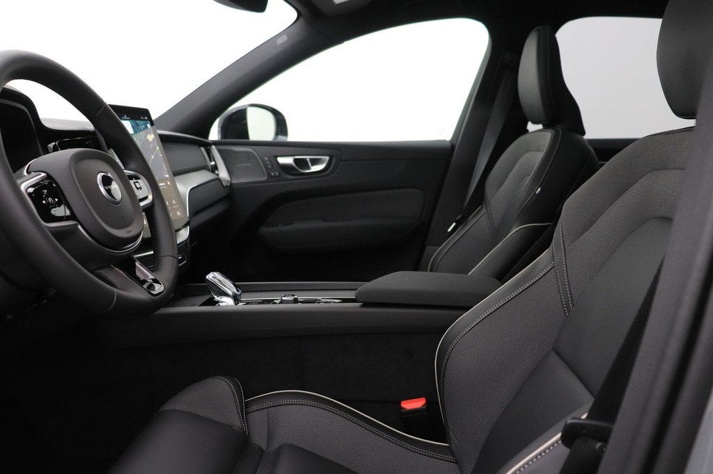 Volvo XC60 T8 Plug-in hybrid Ultra Black Edition | ACC | Luc, Auto's, Volvo, Automaat, Gebruikt, Euro 6, 4 cilinders