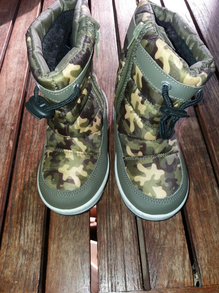 Kinder laarsjes / kinder boots  / maat 27, Ophalen of Verzenden, Zo goed als nieuw, Schoenen