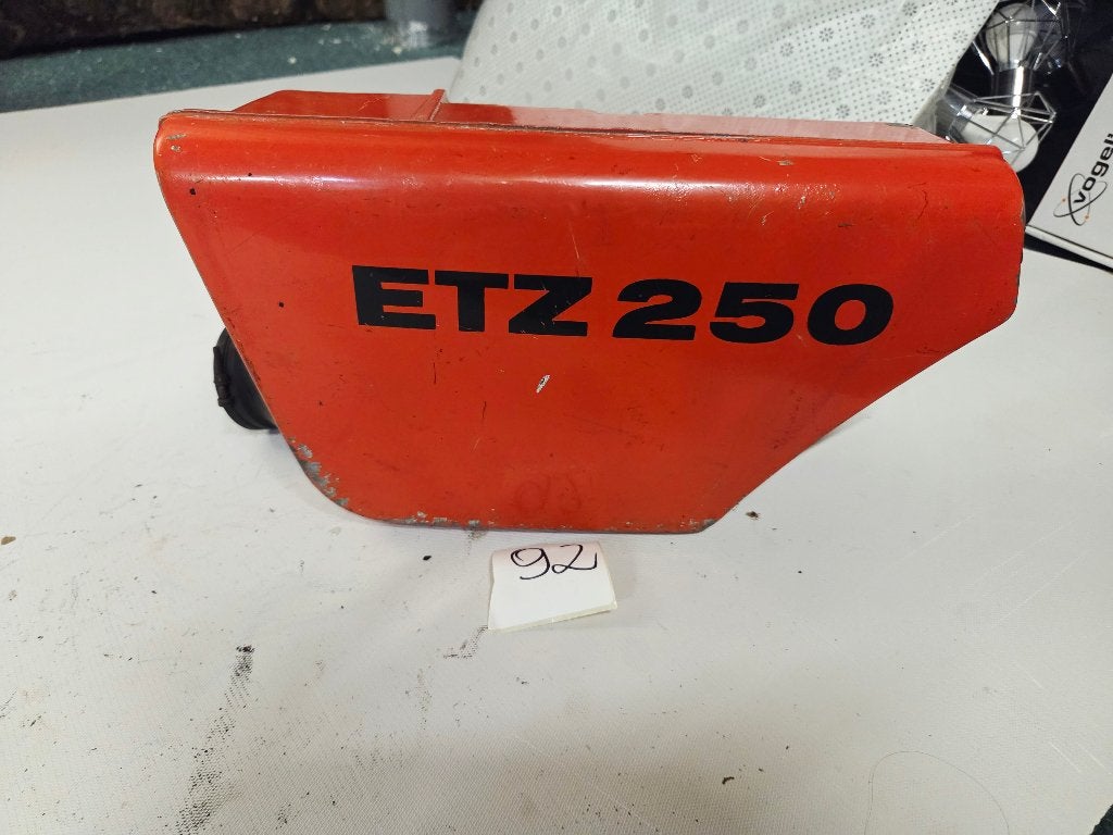 MZ ETZ 250 DDR-rechterzijpaneel, Verzenden, Overige merken