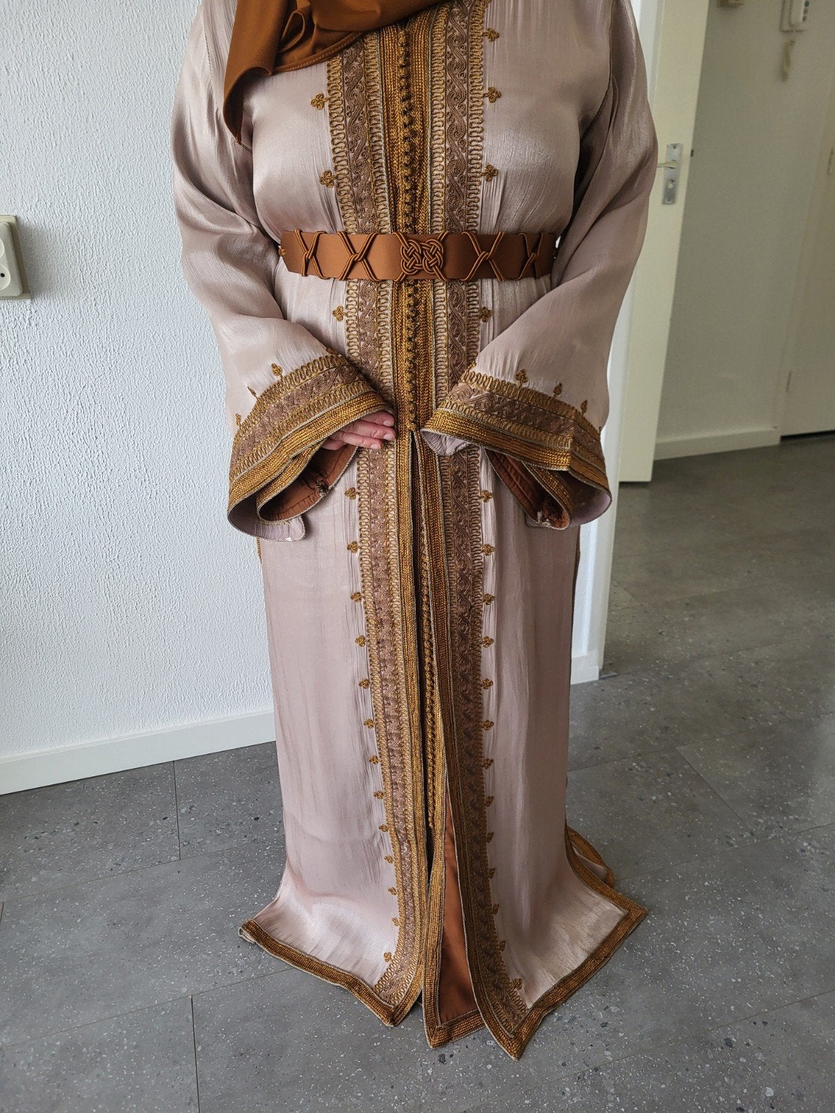 Prachtige Marokkaanse takchita, Maat 38/40 (M), Overige typen, Beige, Ophalen of Verzenden