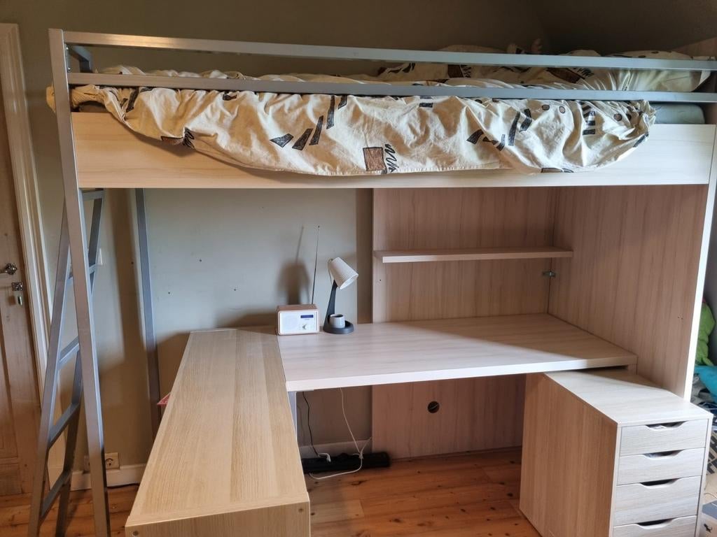 Hoogslaper met bureau - Zeer degelijke kwaliteit, Ophalen, Gebruikt, Eenpersoons, 200 cm