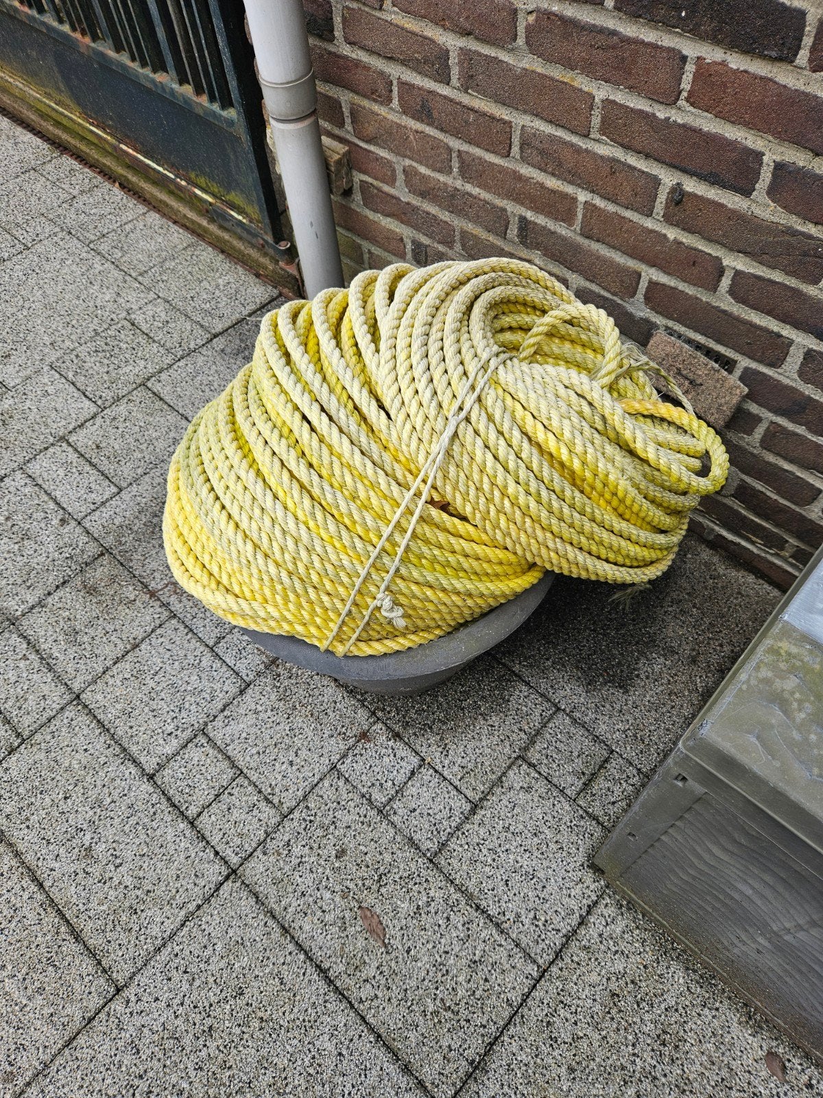 Gele meerlijn / ankerlijn - stevig en lang, Ophalen, Zo goed als nieuw, Lijn of Blok