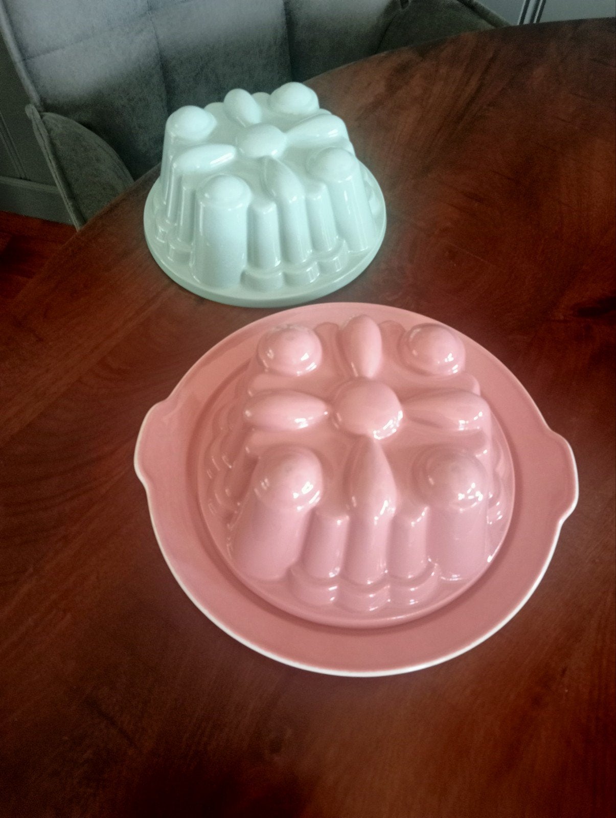 Puddingvormen..Pastel.. rose met bord en zachtgroene zonder, Antiek en Kunst, Ophalen of Verzenden