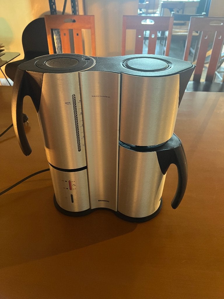 Siemens koffiezetapparaat - Design by F.A. Porsche, Witgoed en Apparatuur, Koffiezetapparaten, Afneembaar waterreservoir, Gebruikt