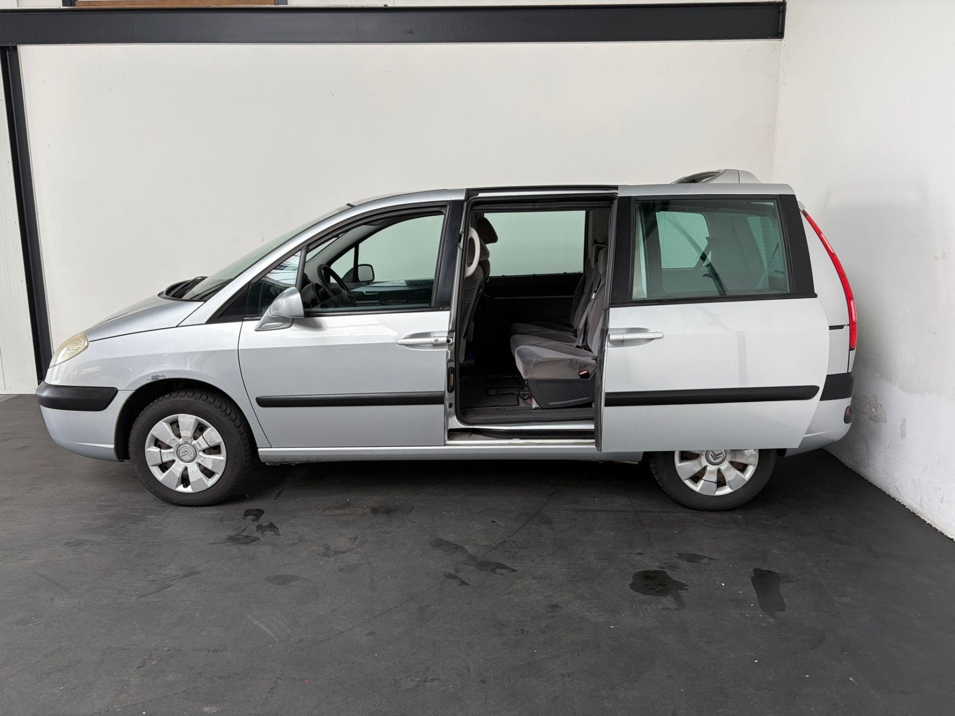 Citroën C8 2.0-16V Ligne Prestige. Trekhaak! (bj 2006), Auto's, Citroën, Voorwielaandrijving, Gebruikt, 4 cilinders, Startonderbreker