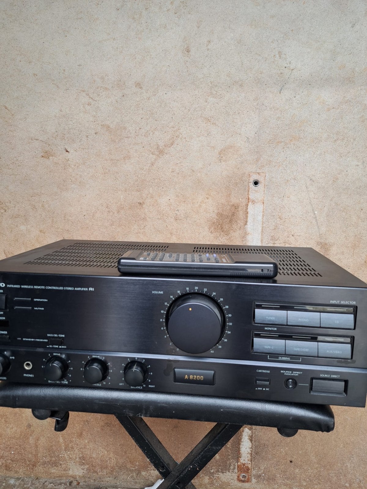 Onkyo A-8200 Stereo Versterker met Afstandsbediening, Ophalen of Verzenden, Zo goed als nieuw, 60 tot 120 watt, Stereo