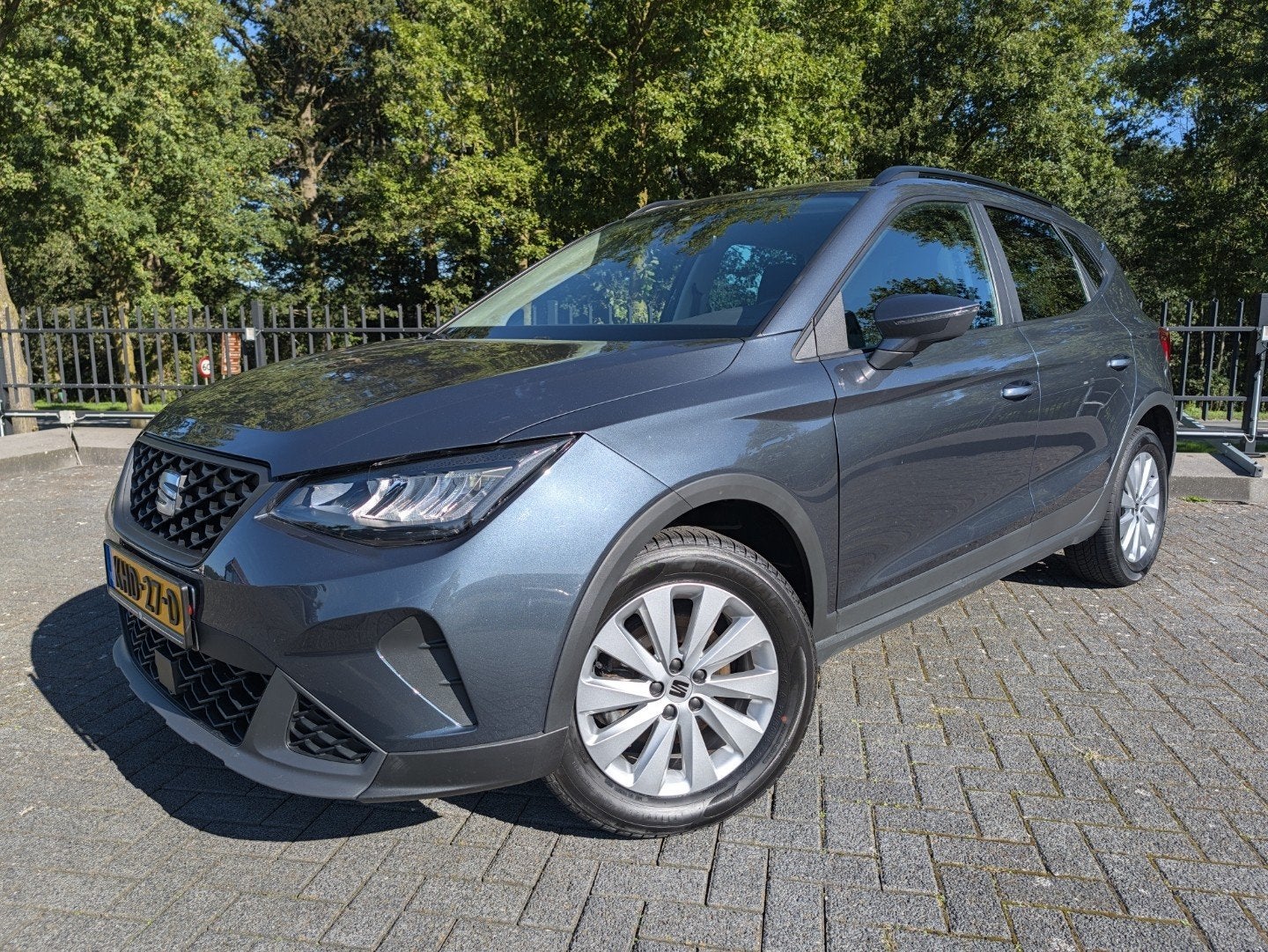 SEAT Arona 1.0 95PK TSI Style Business | Carplay | PDC | LED, Auto's, Voorwielaandrijving, Stof, Gebruikt, 95 pk