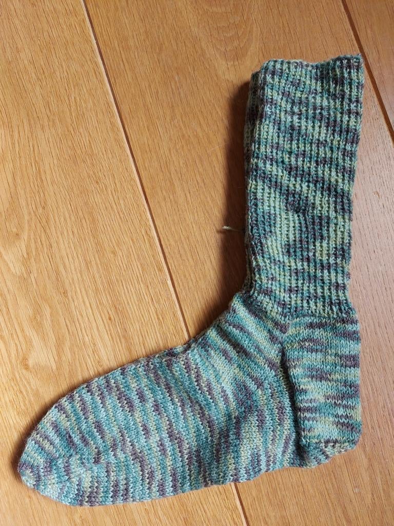 Eigen gebreide sokken, Ophalen of Verzenden, Nieuw, Maat 43 t/m 46, Overige kleuren