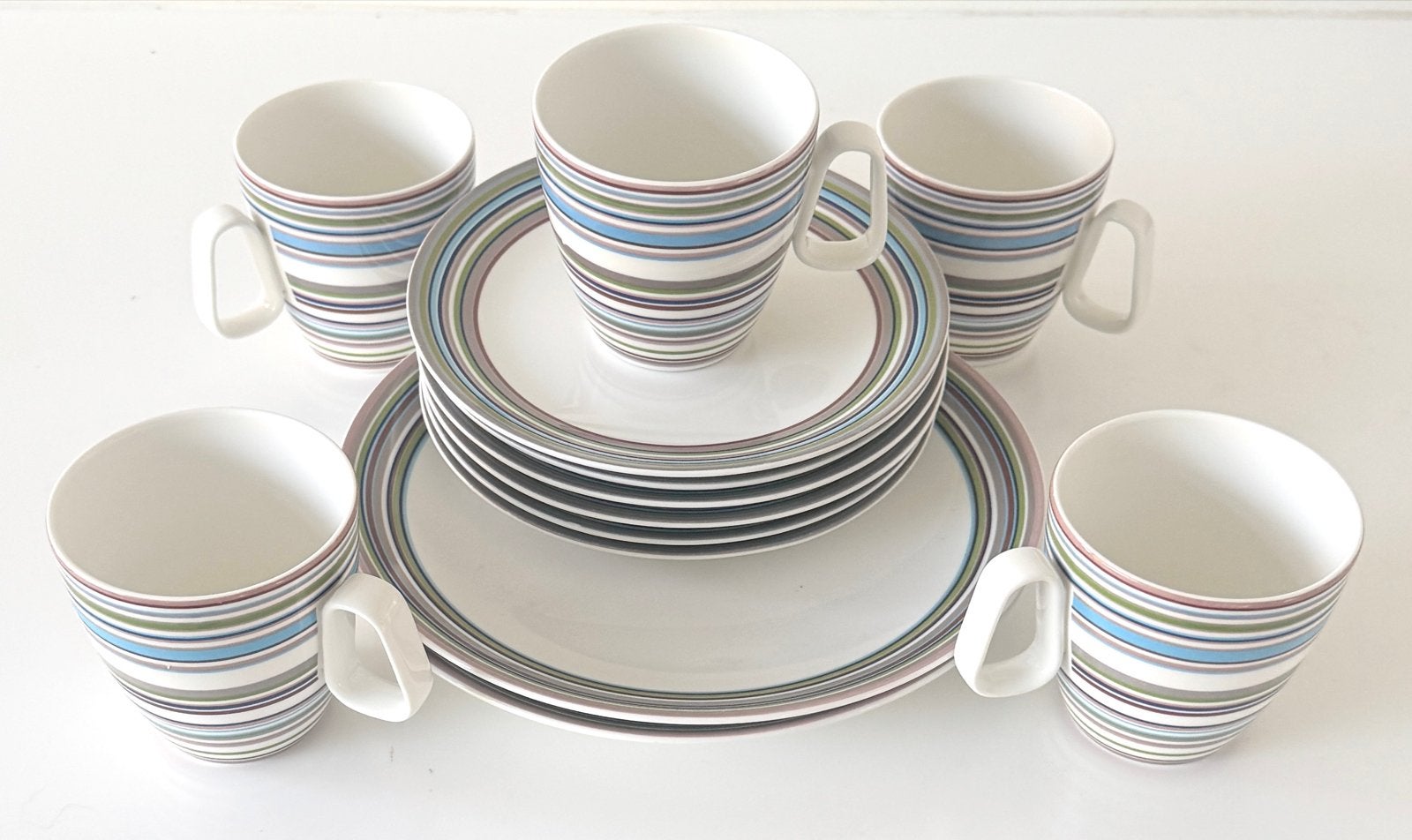 Iittala Origo 11-delig - bijzondere mokken, Overige merken, Keramiek, Ophalen of Verzenden, Zo goed als nieuw