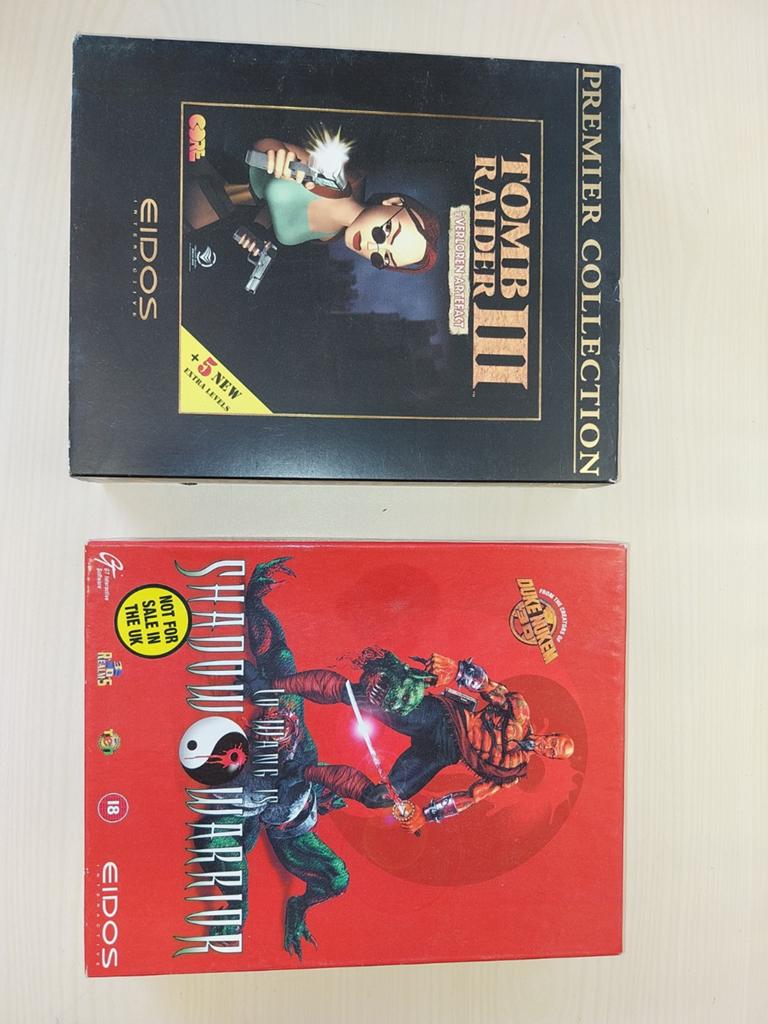 Tomb Raider III & Shadow Warrior Big Box PC Games Jaren '90, Spelcomputers en Games, Games | Pc, Ophalen