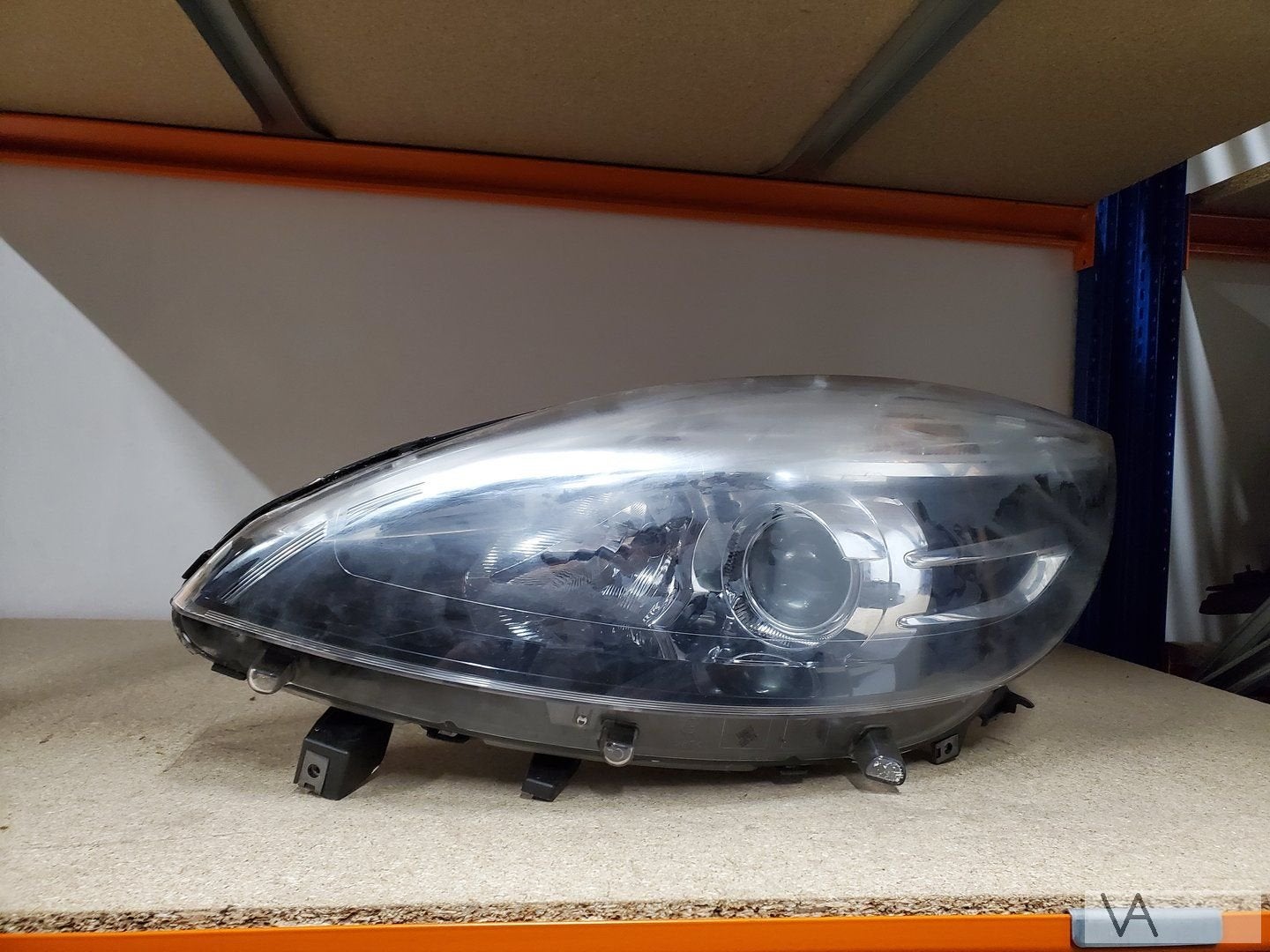 Renault Scenic 3 facelift koplamp links 2012 - 2015 poetsen, Gebruikt, -, Renault, -