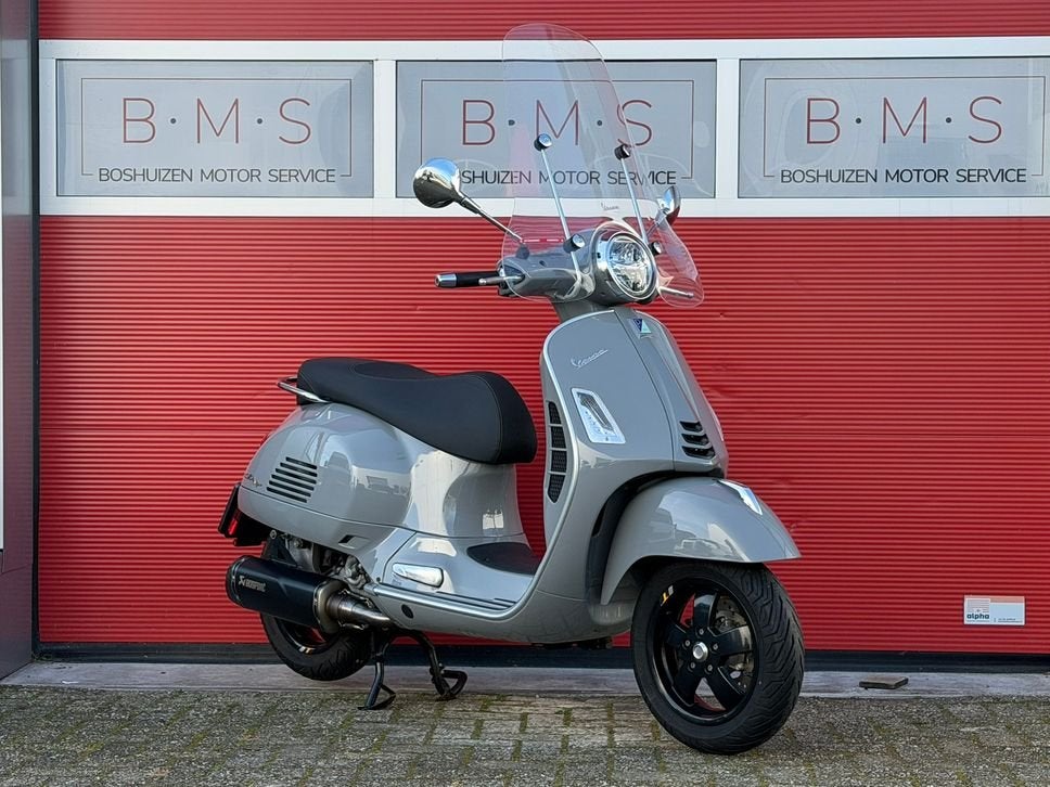 VESPA GTS 300 SUPER SPORT (bj 2019), Motoren, Scooter, Bedrijf, Onbekend, Onbekend
