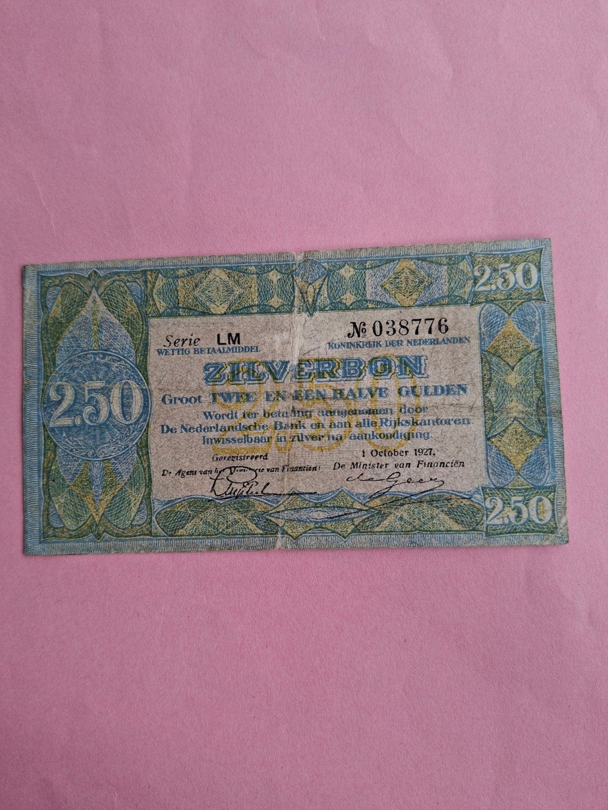 2,5 gulden Zilverbon uit 1927
in ZF
Serie nummer LM 038776
N, Ophalen of Verzenden, 2½ gulden, Los biljet