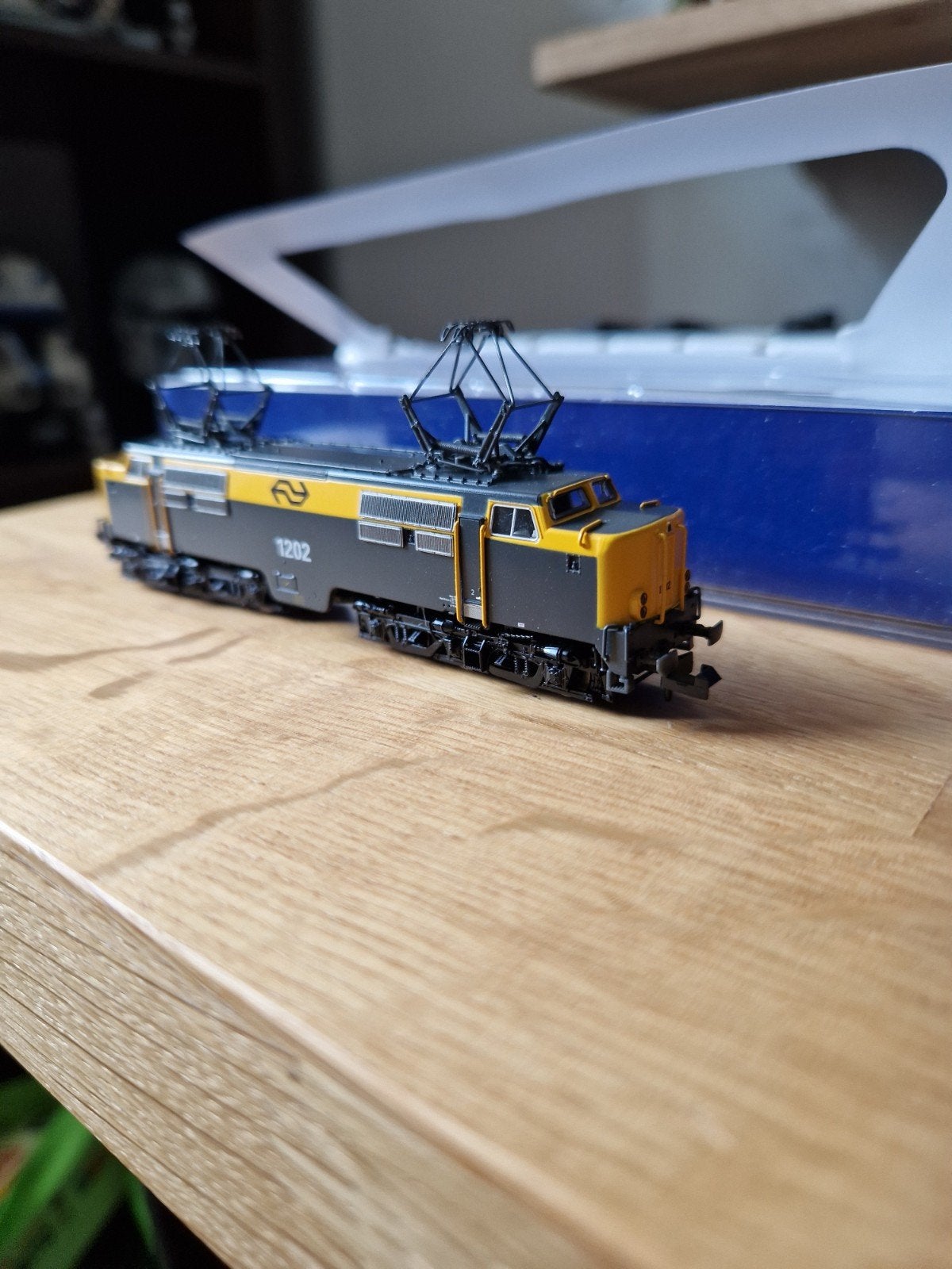 piko N NS1200, Hobby en Vrije tijd, Verzenden, Analoog, Piko, Gelijkstroom