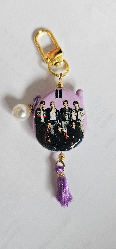 BTS Tamagotchi Sleutelhanger met Kwastje en Parel, Ophalen of Verzenden, Zo goed als nieuw, Merk