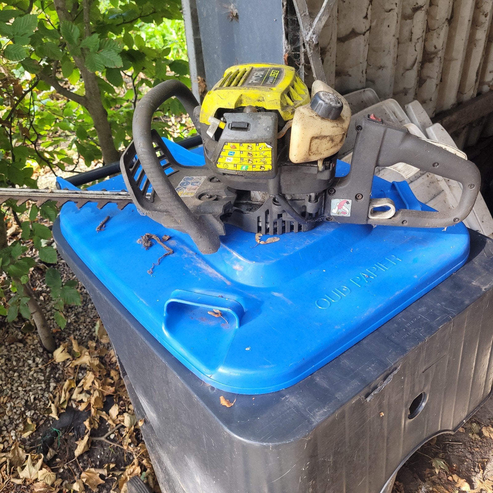 Ryobi Heggenschaar Benzine - Krachtige POWR LT2, Ophalen of Verzenden, Gebruikt, Benzine, Ryobi