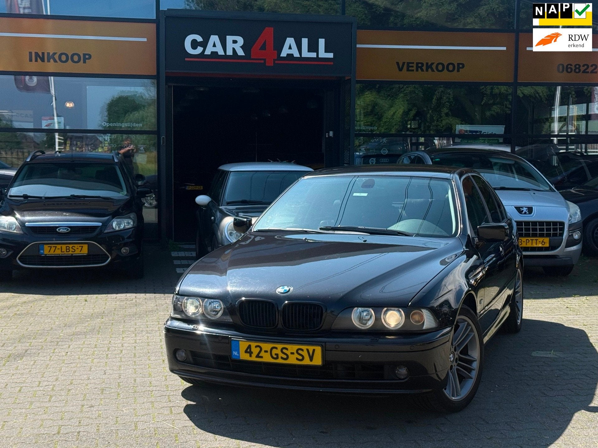 BMW 5-serie 530i Executive LEDER/XENON/STLVRM/PDC/RIJDT PERF, Automaat, Achterwielaandrijving, Gebruikt, Zwart