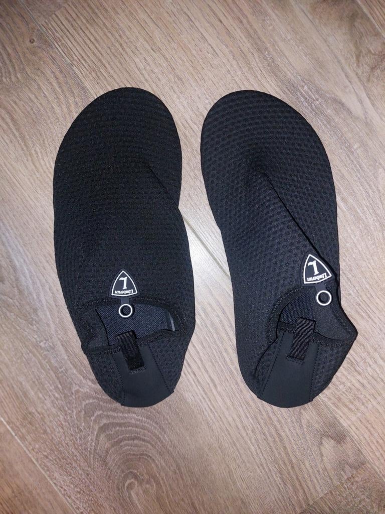 Waterschoenen maat 44/45 - Ideaal voor wateractiviteiten, Zeil- of Surfschoenen, Nieuw, Ophalen of Verzenden, Limberum