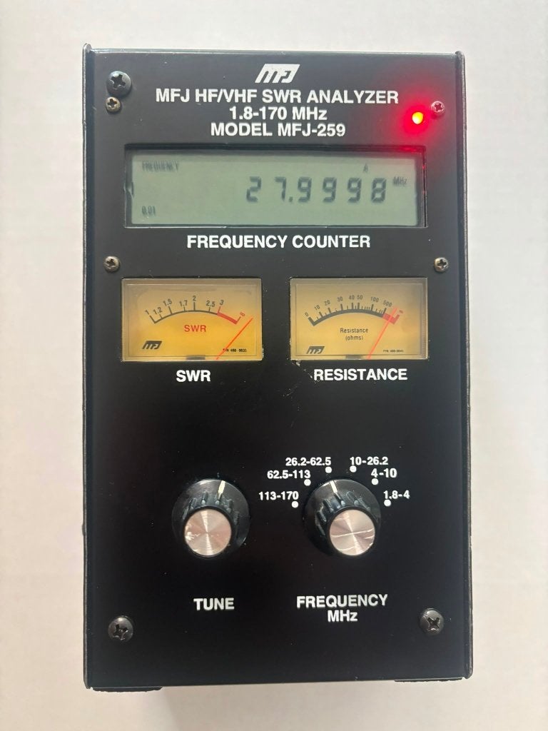 MFJ-259 HF/VHF SWR Analyzer, Ophalen of Verzenden, Gebruikt, Zender